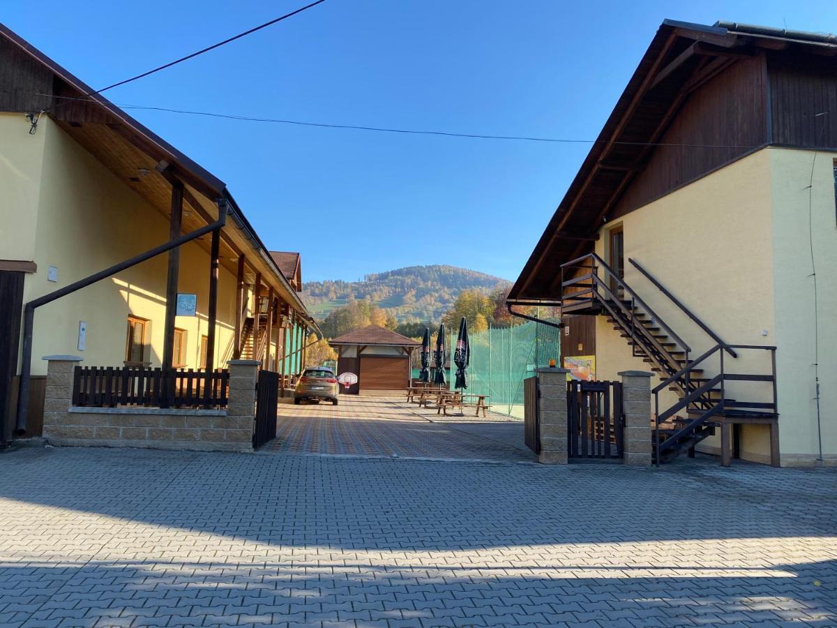 Relax Centrum Gol Loučná nad Desnou Exteriör bild